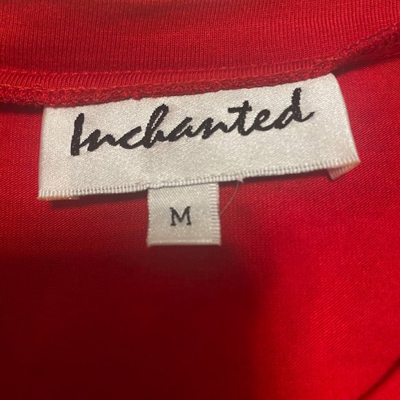 Inchanted Red 3/4 Sleeve Top - Picture 10 of 12